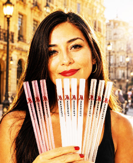 strawsgirlwith3colors.jpg